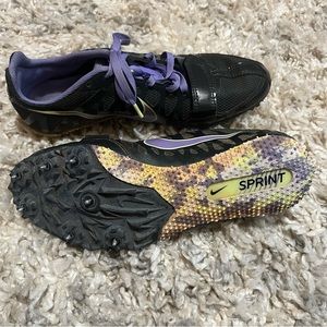 Nike Racing Sprint Zoom Rival Spikes Kid’s
Purple and Gray Sports Cleats